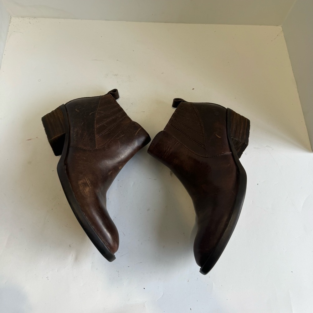 Born Beebe Boots Pull On Booties Brown Leather Ankle Gore Womens. Size 7.5M - Picture 5 of 11